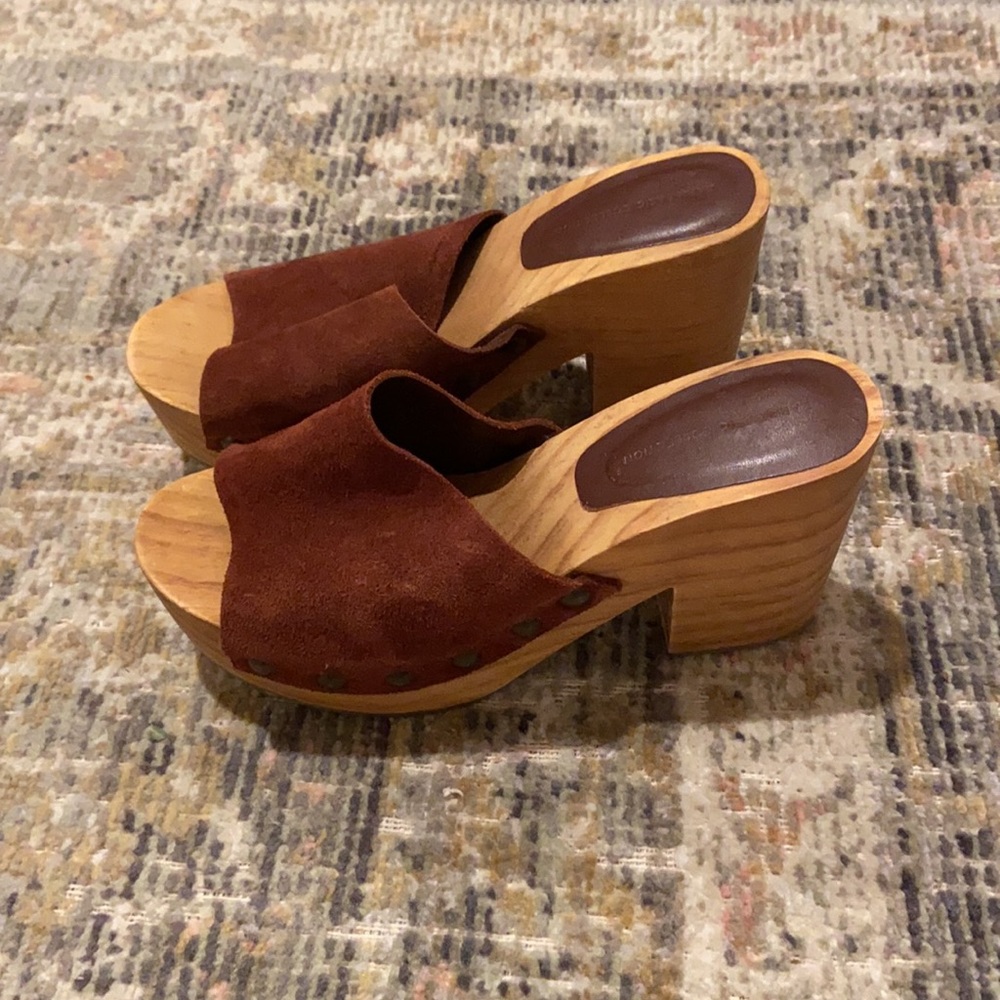 Zara Suede/Wooden Mules 38 (Sz 8) NWOB